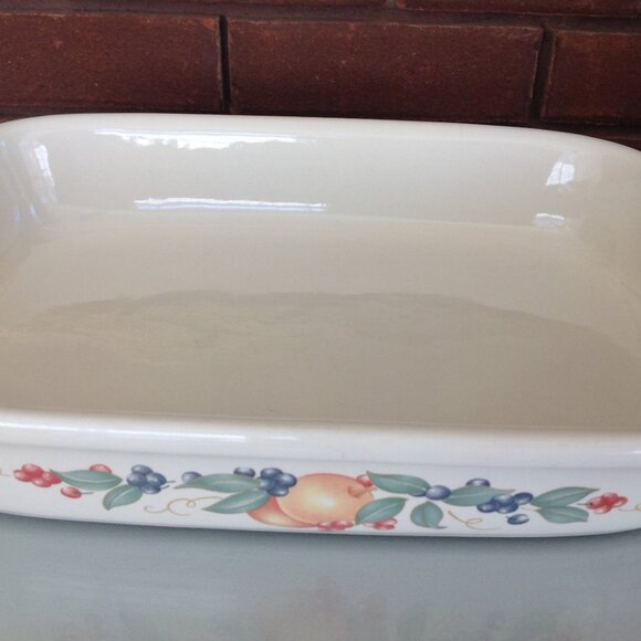 3 Qt. ( 9" x 13") Corelle Stoneware Baking Dish "Abundance Pattern" - Picture 2 of 5